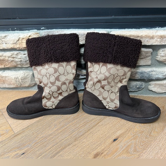 Women’s Coach fashion boots - Picture 2 of 8